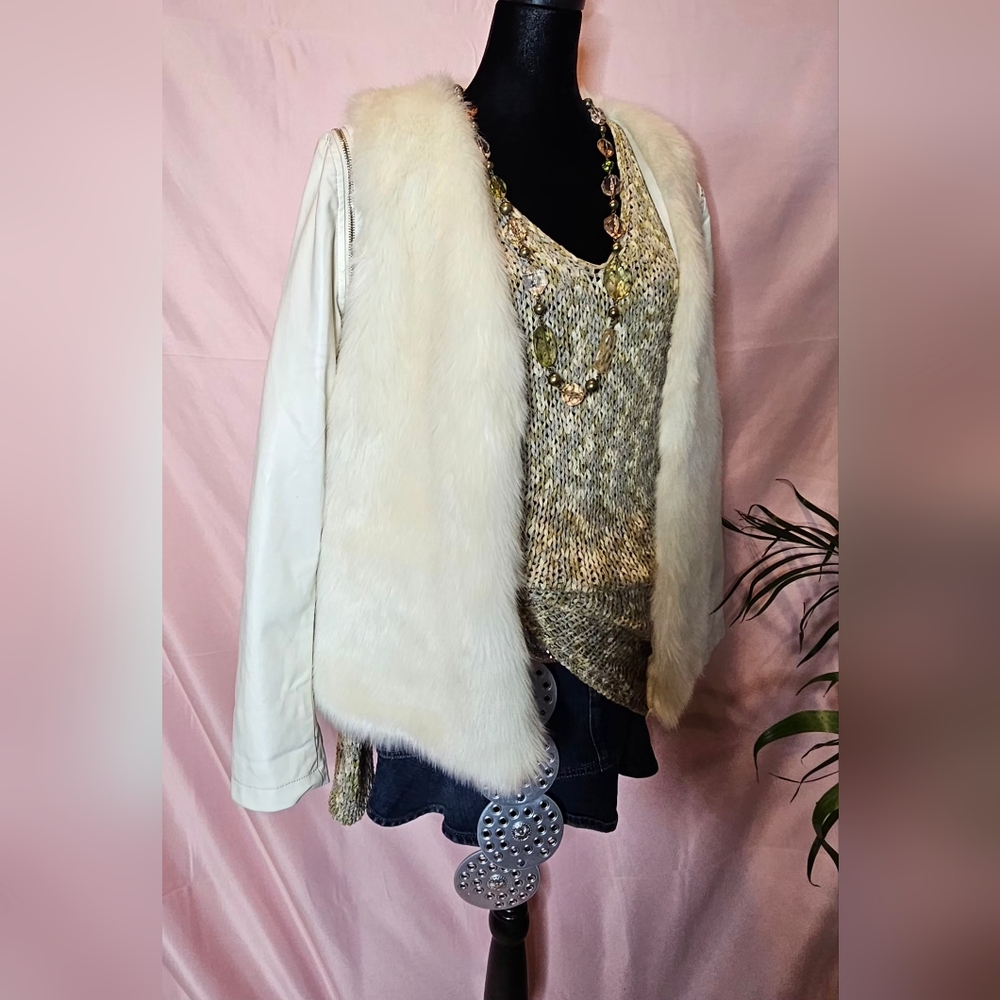 ​C. Luce Faux Fur & Faux Leather Jacket Size M Removeble Sleeves